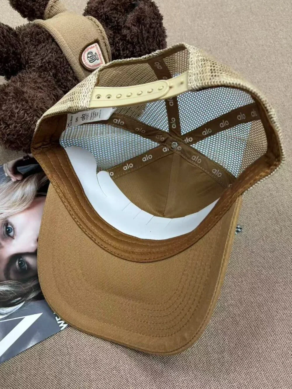 🔥Alo Sports Cap Gravel Color Effortless to wear and versatile